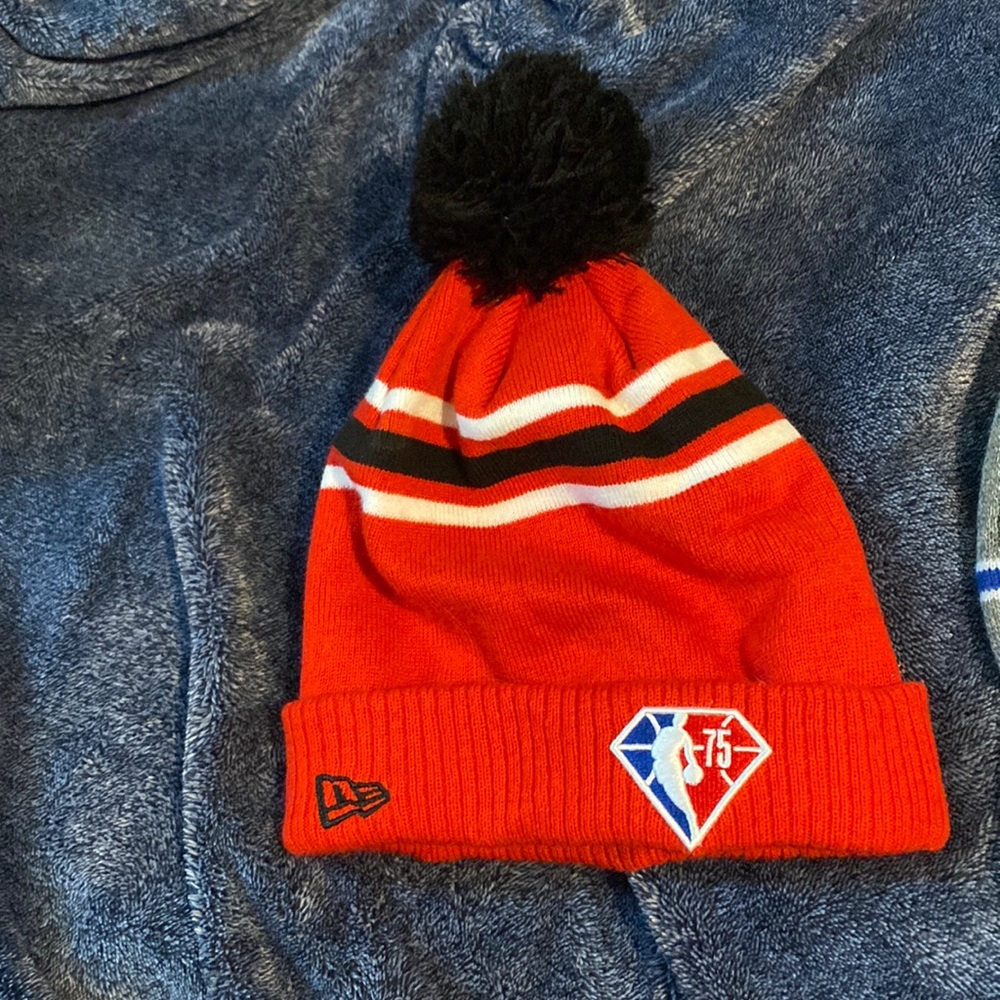 Kentucky and Chicago bulls winter hat